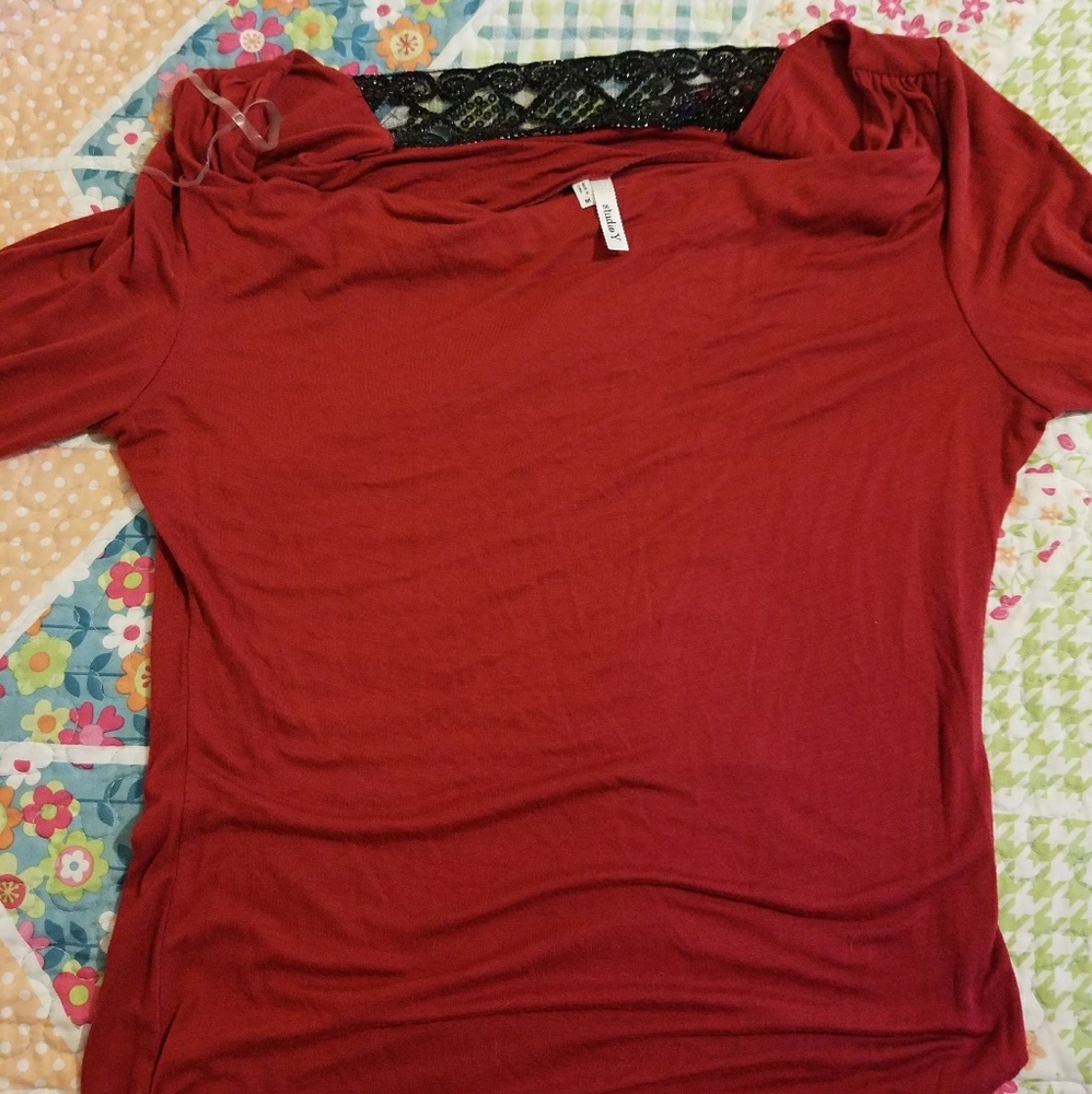 Maurices shirt